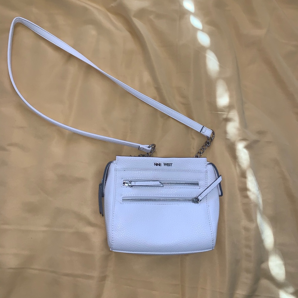 Nine West white cross body purse